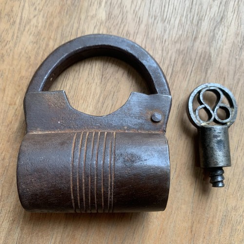 Antique screw type - screw,
